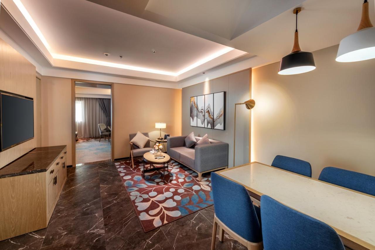 Aber Bani Amr Hotel Al Namas Kültér fotó